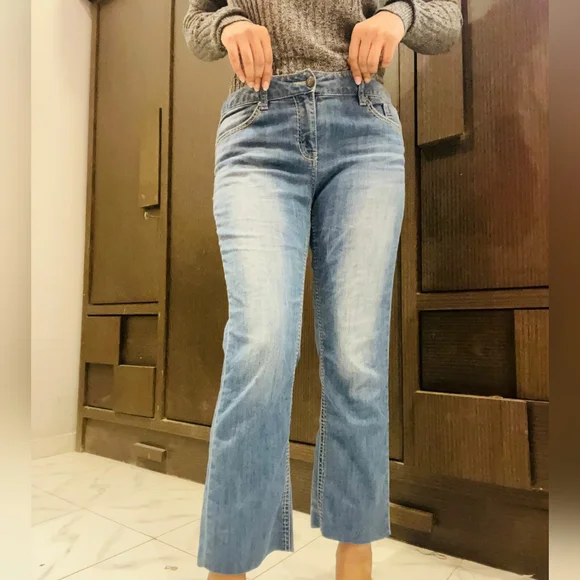 Blue ankle length bootcut jeans - Picture 1 of 4